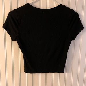 Black and white cropped top set